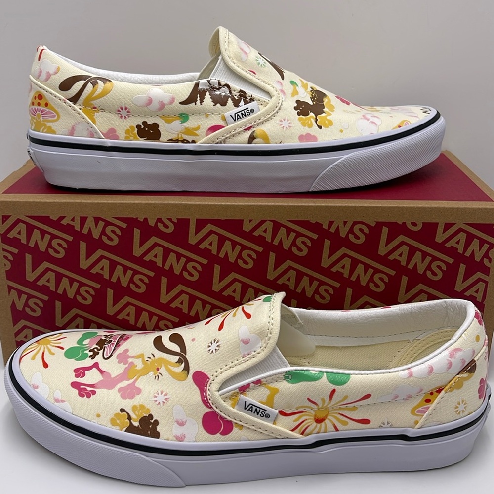 Vans Men’s Classic Slip-On Get Outdoors Classic White 
VN000BVZFRL Sneakers - Picture 2 of 16